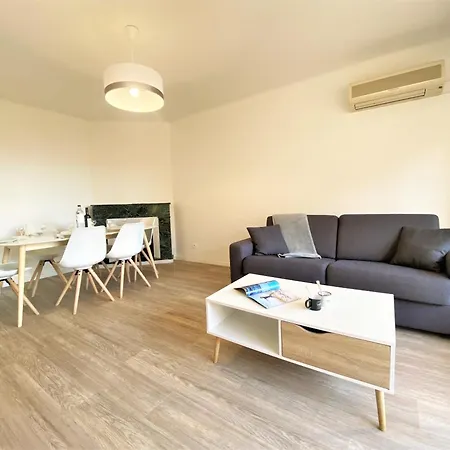 Sacre Coeur 6 Couchages Ajaccio (Corsica)